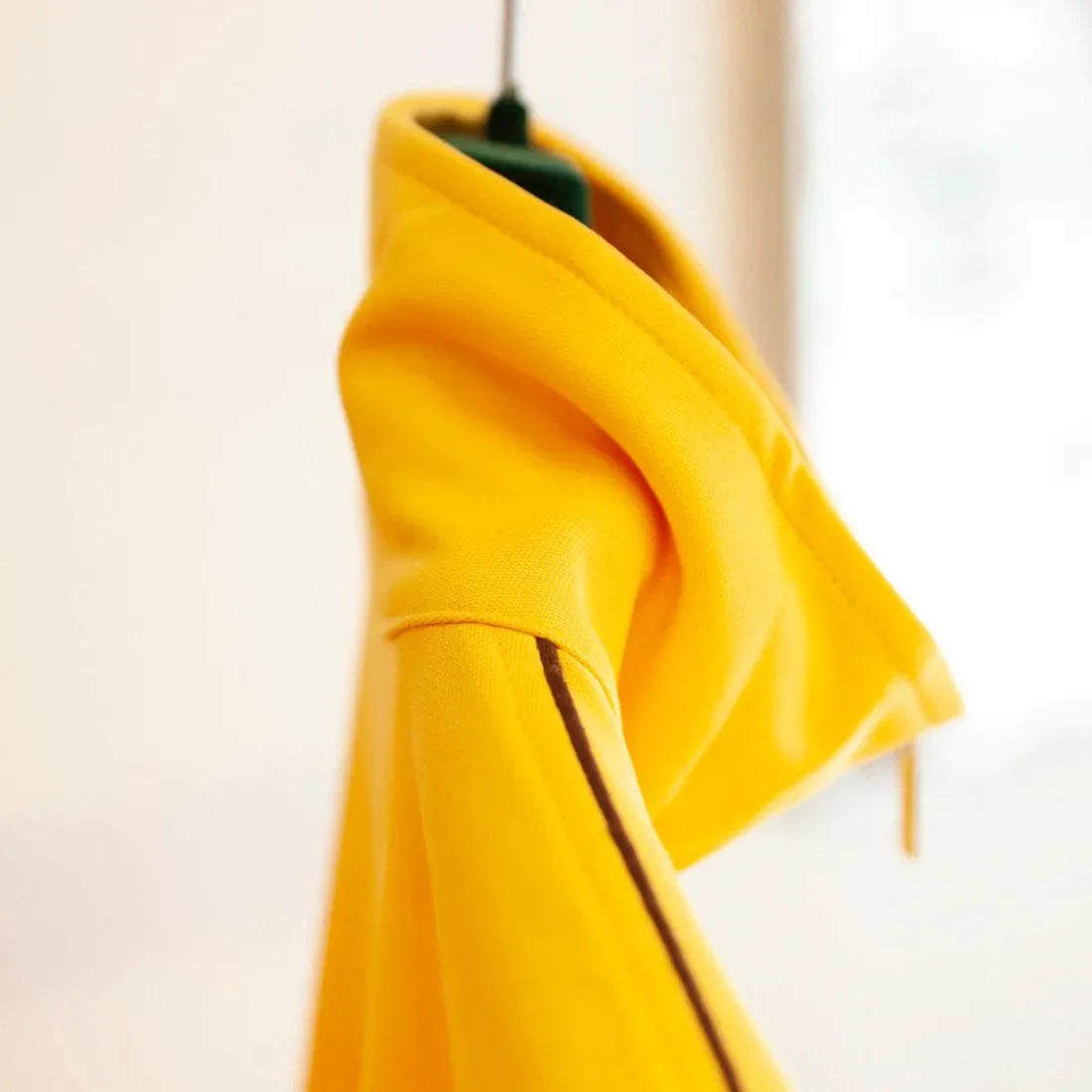 LA VESTE DE JOGGING JAUNE - HIDEOUT