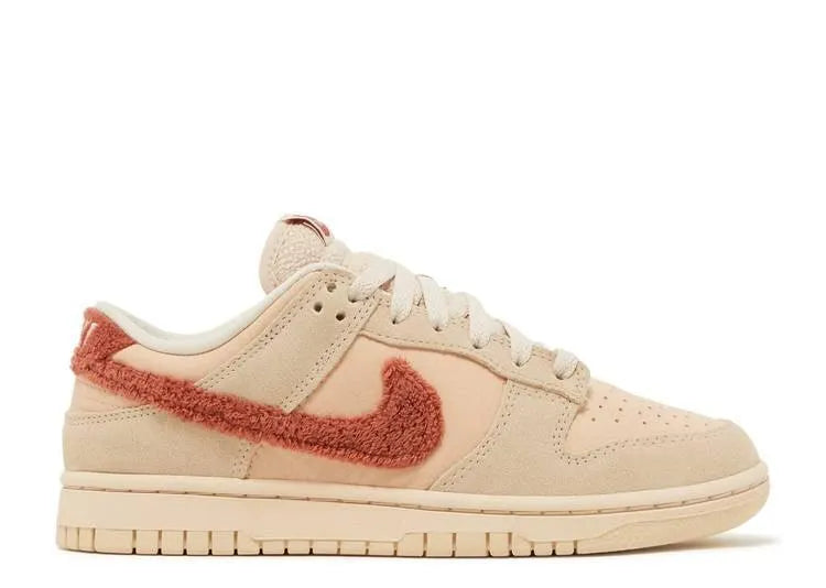 Dunk Low Terry Swoosh (W) - HIDEOUT
