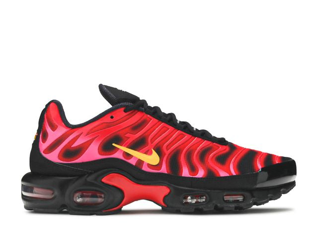 Nike Air Max Plus Supreme Black Pink