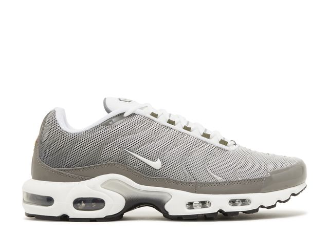 Nike Air Max Plus Flat Pewter