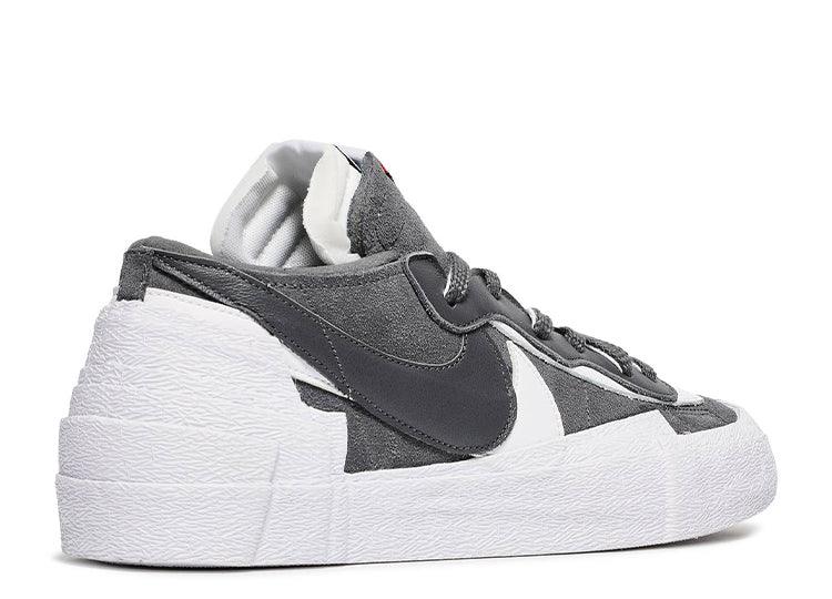 Nike Blazer Low Sacaï Iron Grey - HIDEOUT